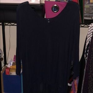 Soft, high low, long sleeve T!